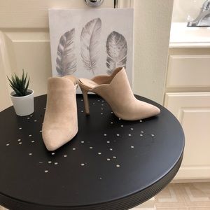 Almost brand new heels